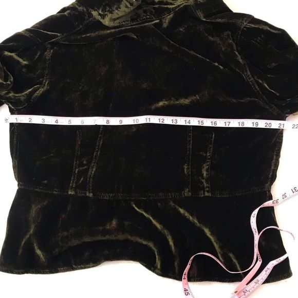 Cut Loose Velvet Blazer in Deep Olive - Picture 9 of 11